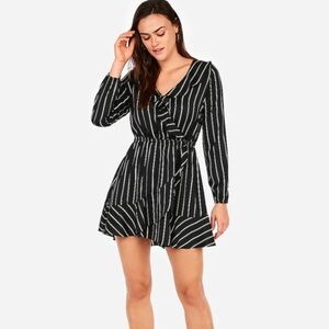 NWT Express Black & White Striped Long Sleeve Mini Dress